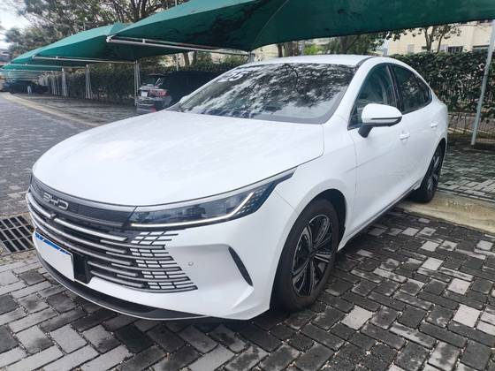 BYD KING 1.5 DM-I PHEV GL AUTOMÁTICO BYD KING 1.5 DM-I PHEV GL AUTOMÁTICO